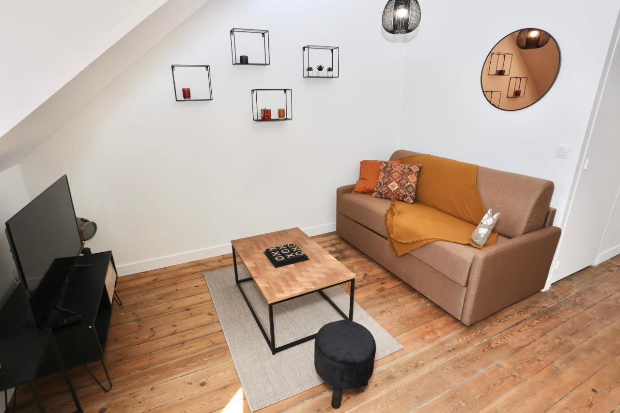 Napoleon Gare 8 T2 Dernier Etage Bylocly Apartman Pontivy Kültér fotó